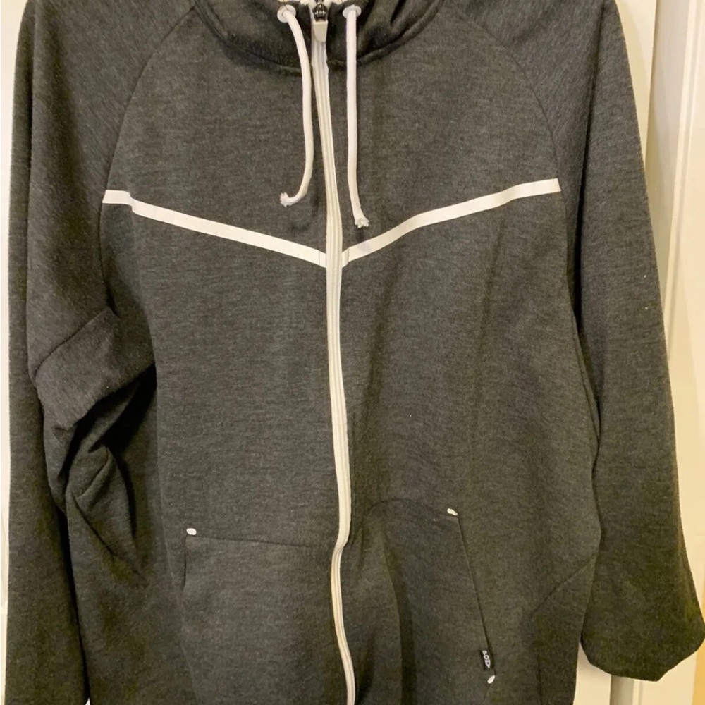 Pony mens Sz XL Charcoal Hoodie with White Trim gray‎